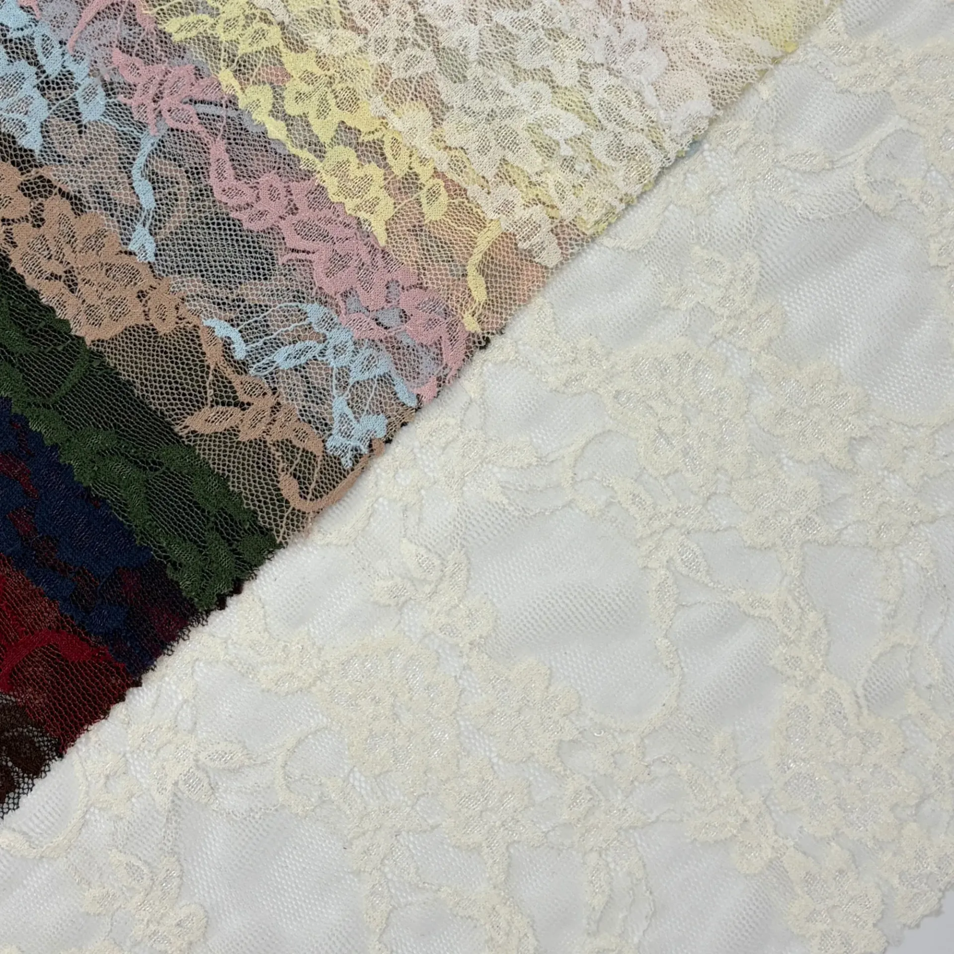 Antique Lace (Black)