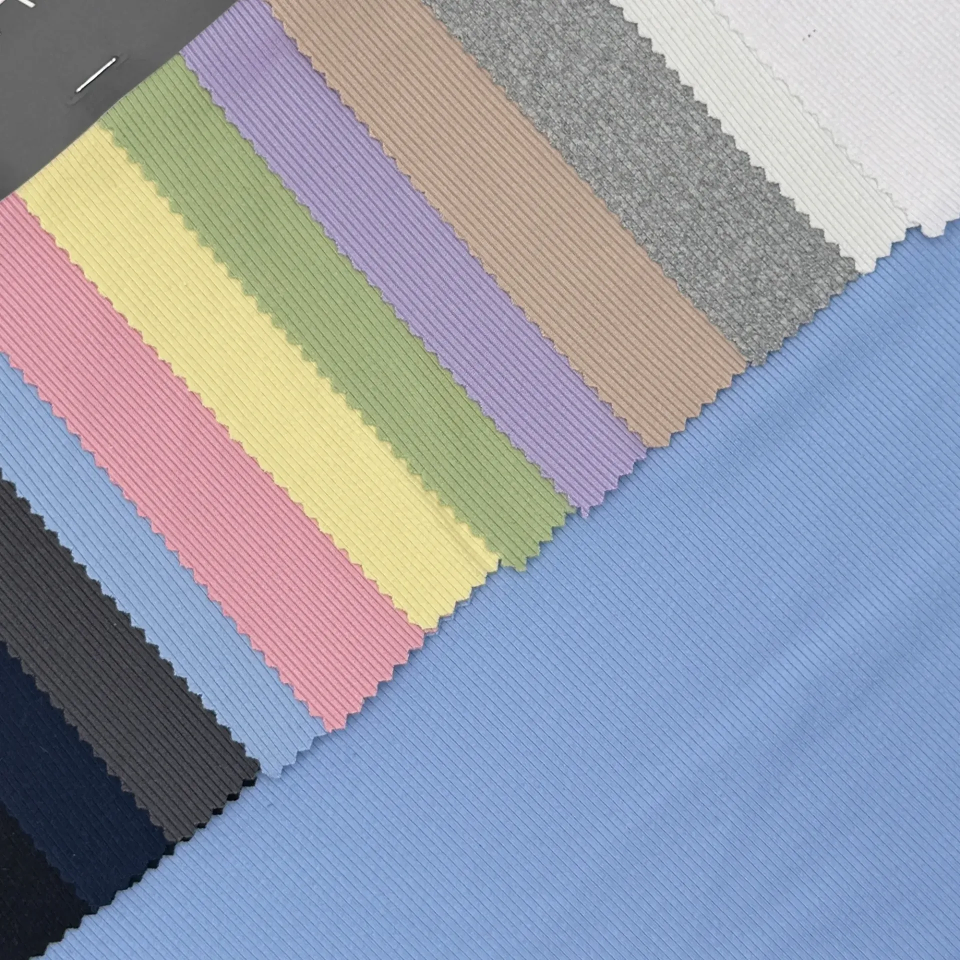 2x1 Heavy Soft Rib (Black)