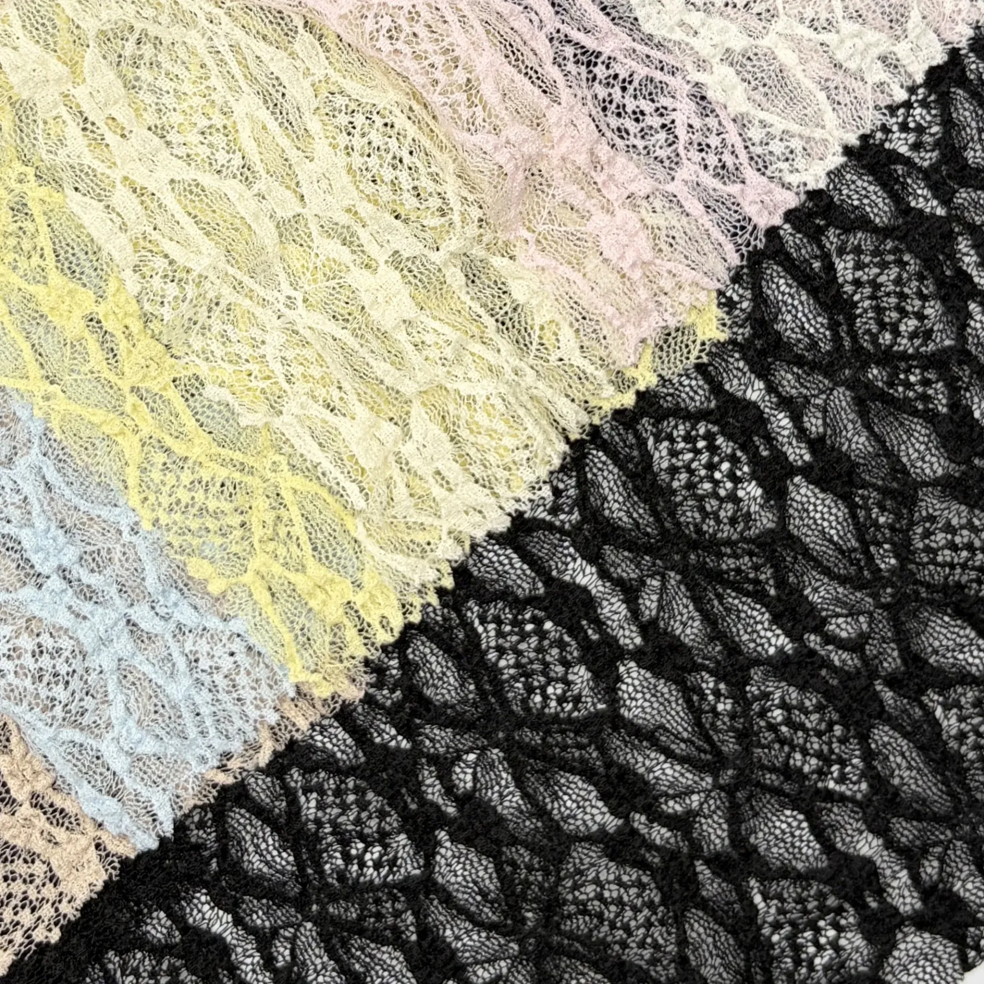 Fine Lace (Black)