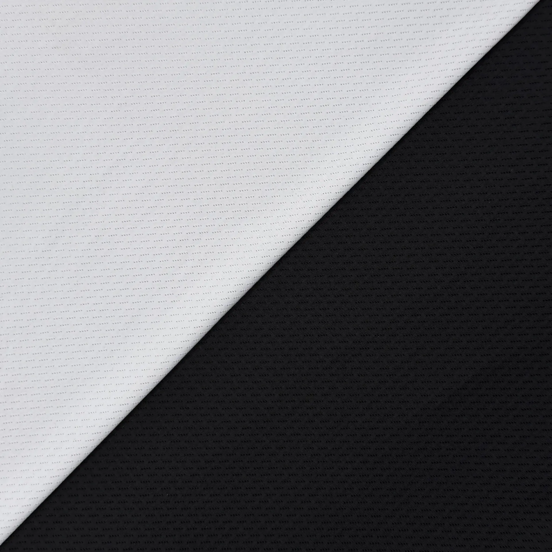 Noisy Mesh (Black)