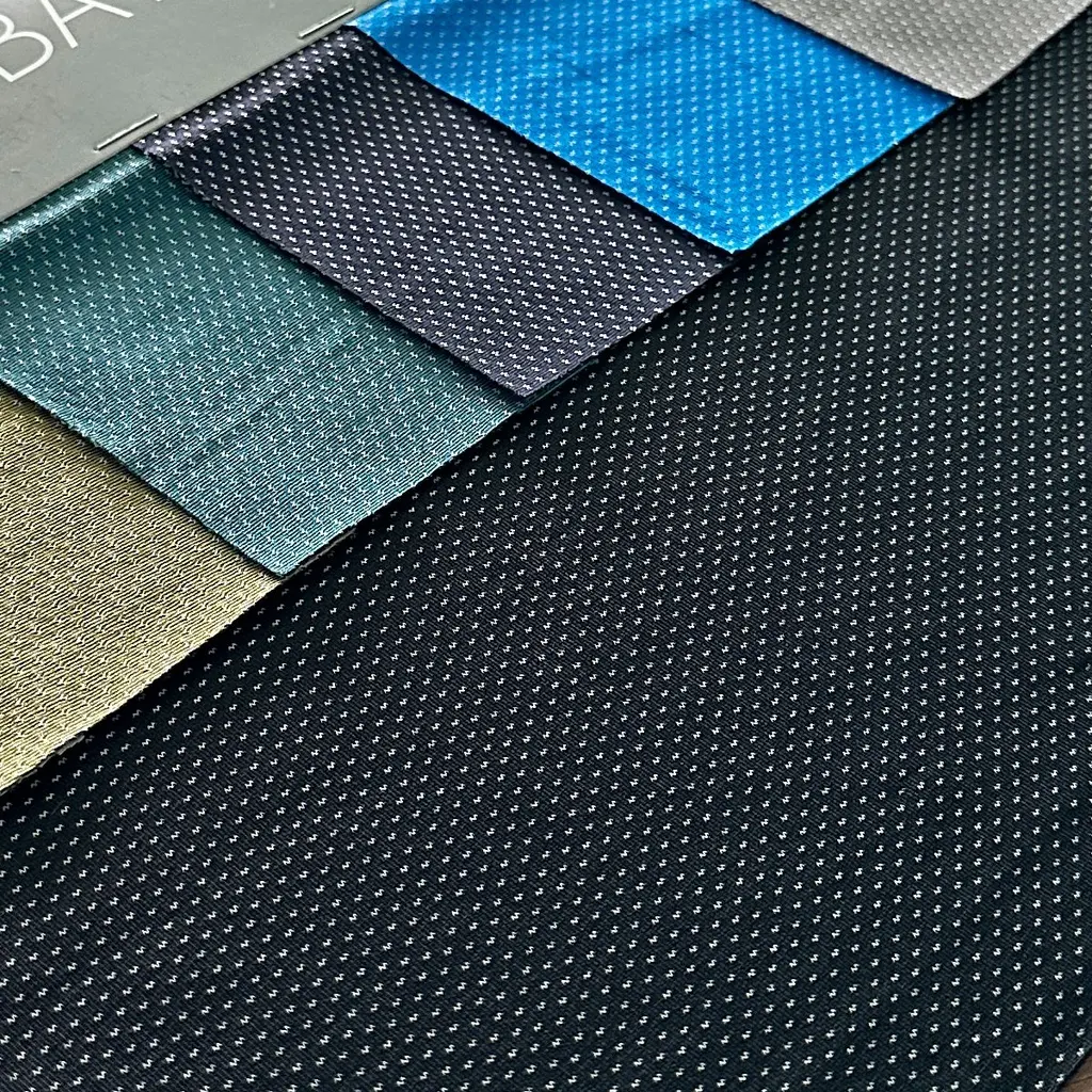 Lightning Mesh (Black)