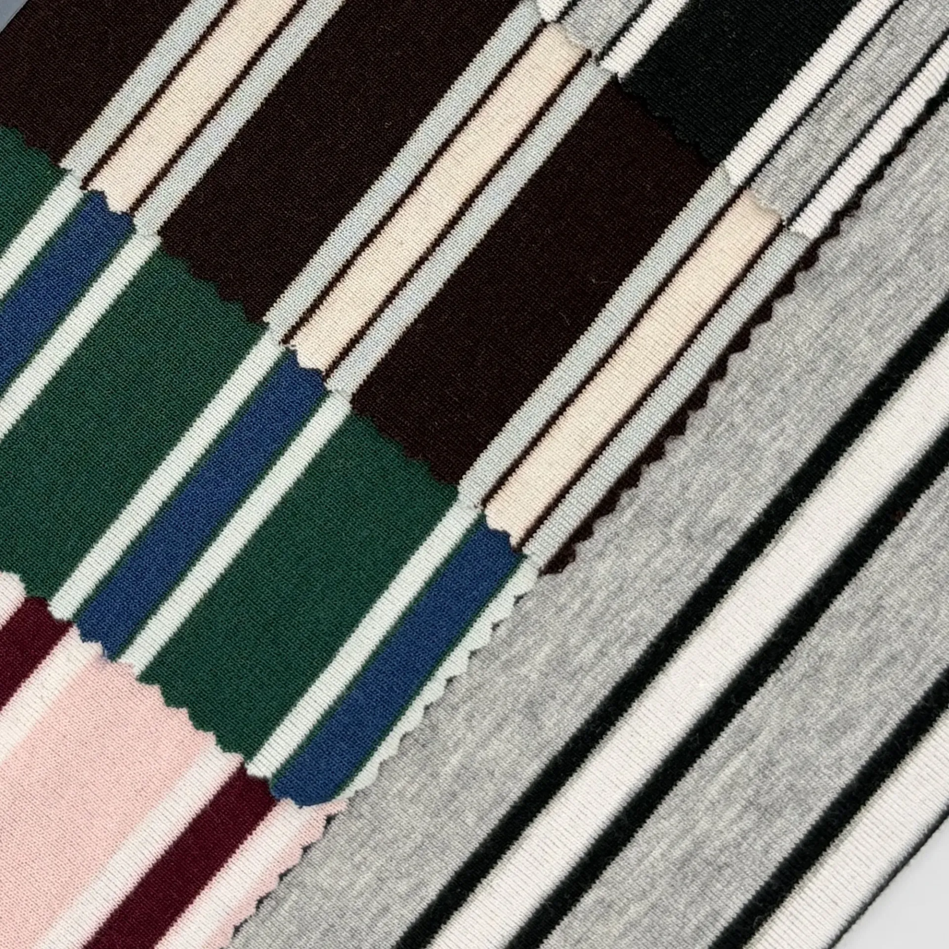 Spectrum Rib Stripe (Black)