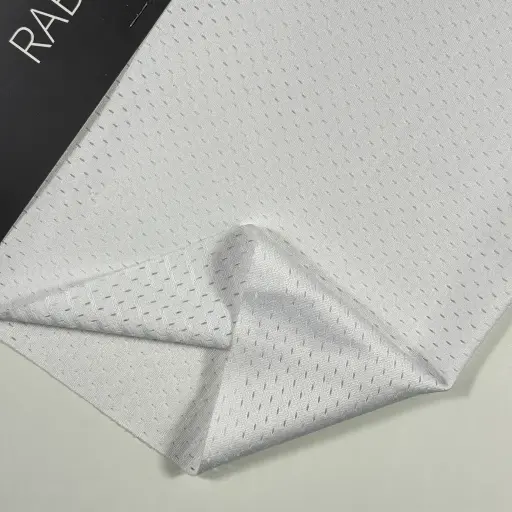 Max Eyelet